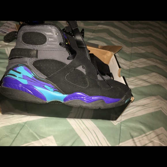 Jordan’s - Picture 3 of 5